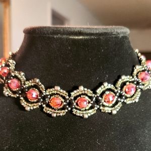 Incredibly stunning necklace choker